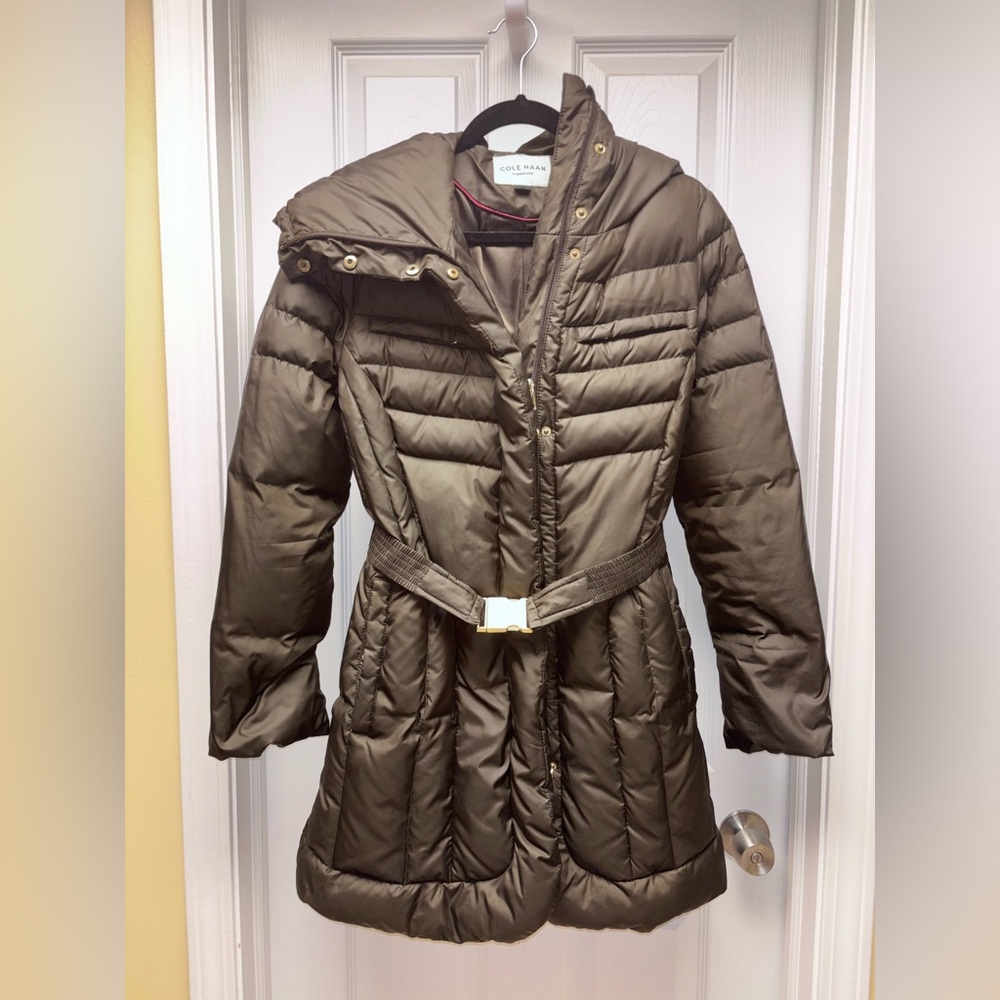 Cole Haan Signature Long Belted Puffer Coat – Women’s M – Brown